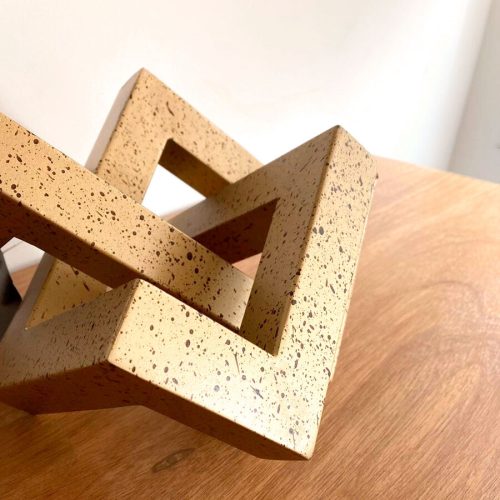 Adorno - Escultura Dorada Zigor - Imagen 3