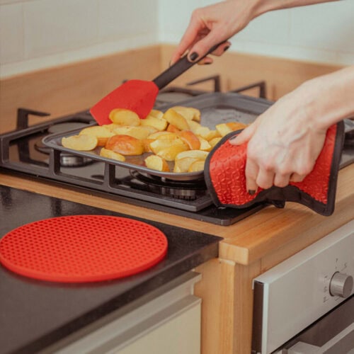 Base de Silicona para Recipientes calientes Betty Crocker - Imagen 2