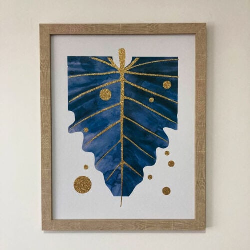 Cuadro de Hojas en Relieve Azul y Dorado  40 x 50 cm. - Imagen 3