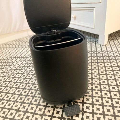 Papelera para Baño Negra 4 l. - Imagen 3